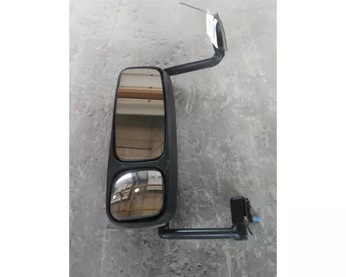 VOLVO VNM MIRROR ASSEMBLY CABDOOR