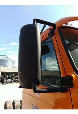 VOLVO VNM MIRROR ASSEMBLY CAB/DOOR