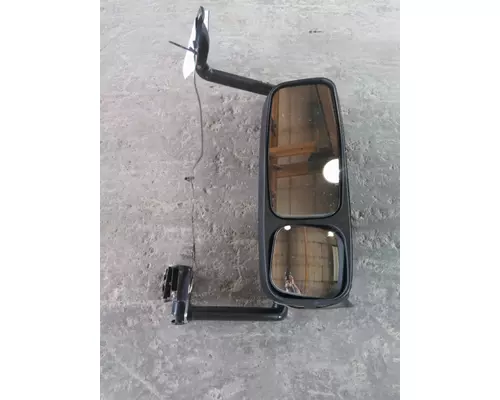 VOLVO VNM MIRROR ASSEMBLY CABDOOR