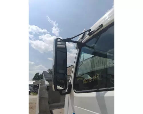 VOLVO VNM MIRROR ASSEMBLY CABDOOR
