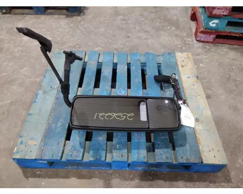 VOLVO VNM MIRROR ASSEMBLY CABDOOR