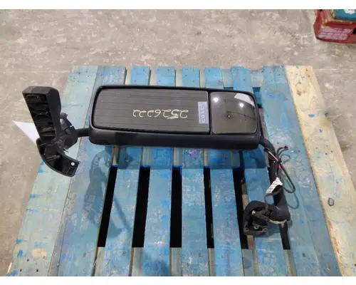 VOLVO VNM MIRROR ASSEMBLY CABDOOR