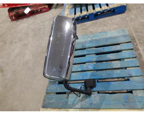 VOLVO VNM MIRROR ASSEMBLY CABDOOR