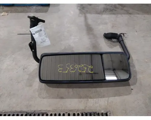 VOLVO VNM MIRROR ASSEMBLY CABDOOR