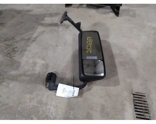 VOLVO VNM MIRROR ASSEMBLY CABDOOR