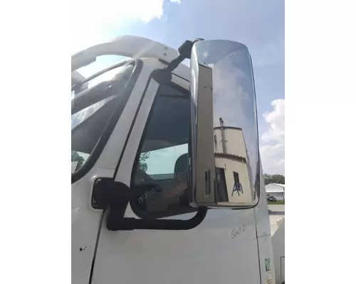 VOLVO VNM MIRROR ASSEMBLY CABDOOR