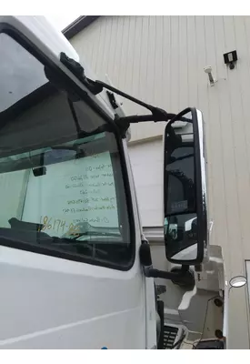 VOLVO VNM MIRROR ASSEMBLY CAB/DOOR