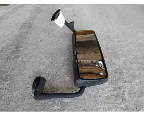 VOLVO VNM MIRROR ASSEMBLY CABDOOR