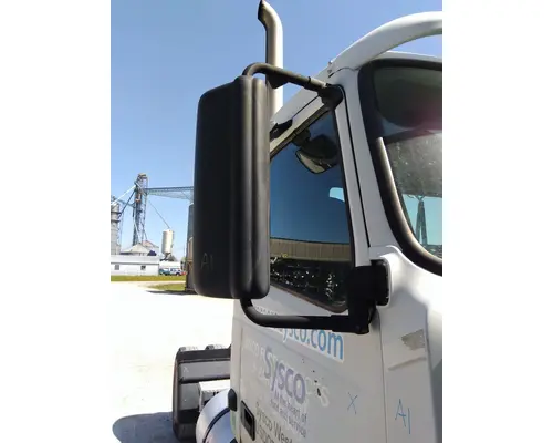 VOLVO VNM MIRROR ASSEMBLY CABDOOR
