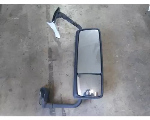 VOLVO VNM MIRROR ASSEMBLY CABDOOR