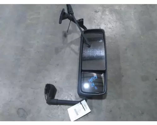 VOLVO VNM MIRROR ASSEMBLY CABDOOR