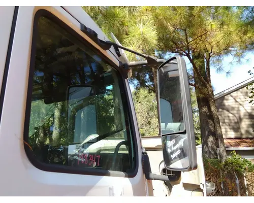 VOLVO VNM MIRROR ASSEMBLY CABDOOR