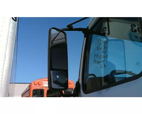 VOLVO VNM MIRROR ASSEMBLY CABDOOR