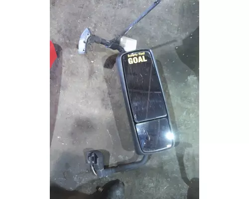 VOLVO VNM MIRROR ASSEMBLY CABDOOR