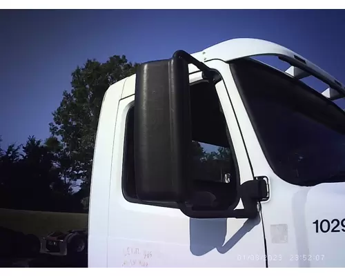 VOLVO VNM MIRROR ASSEMBLY CABDOOR