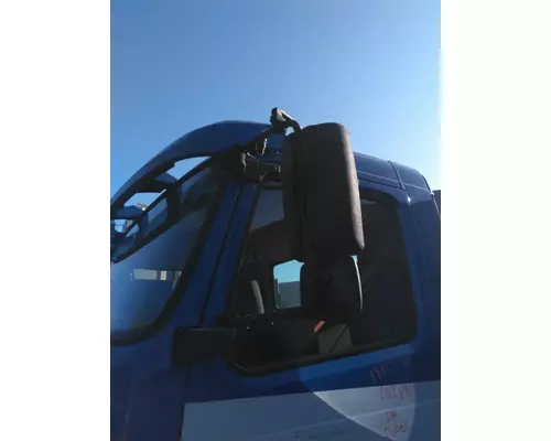 VOLVO VNM MIRROR ASSEMBLY CABDOOR