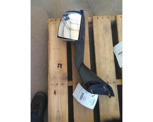 VOLVO VNM MIRROR ASSEMBLY FENDERHOOD