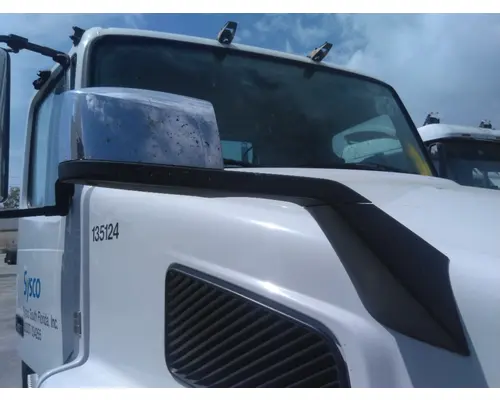 VOLVO VNM MIRROR ASSEMBLY FENDERHOOD