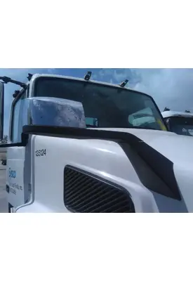 VOLVO VNM MIRROR ASSEMBLY FENDER/HOOD