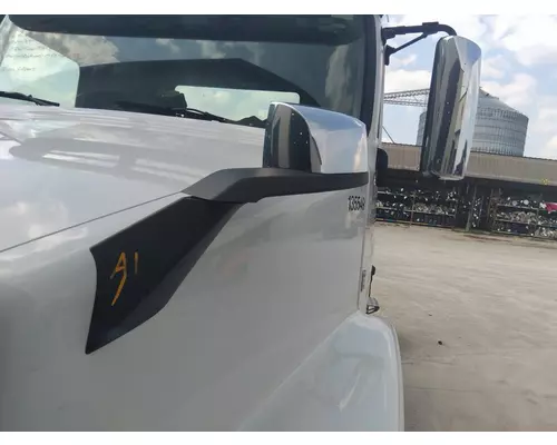 VOLVO VNM MIRROR ASSEMBLY FENDERHOOD