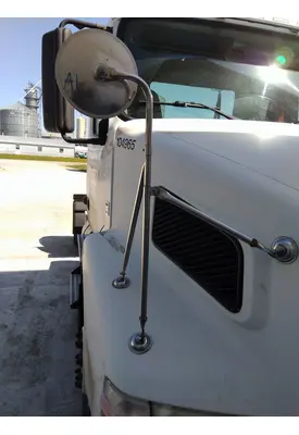 VOLVO VNM MIRROR ASSEMBLY FENDER/HOOD