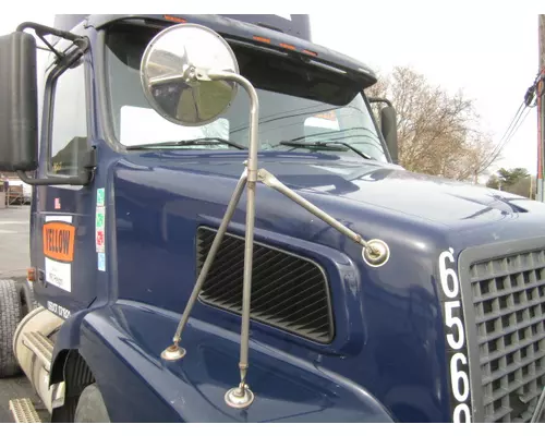 VOLVO VNM MIRROR ASSEMBLY FENDERHOOD