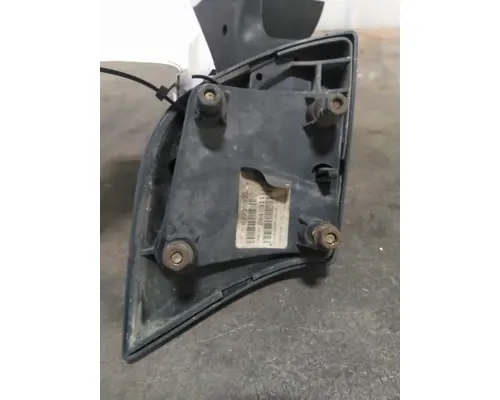 VOLVO VNM MIRROR ASSEMBLY FENDERHOOD