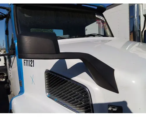 VOLVO VNM MIRROR ASSEMBLY FENDERHOOD