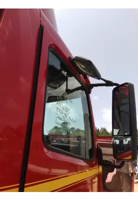 VOLVO VNM MIRROR LOOK DOWN