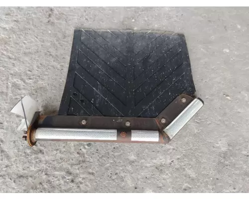 VOLVO VNM MUD FLAP HANGER