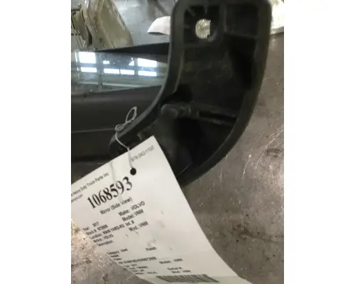 VOLVO VNM Mirror (Side View)