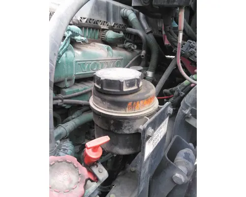 VOLVO VNM POWER STEERING RESERVOIR
