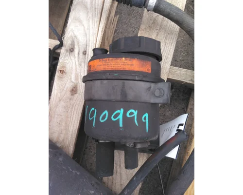 VOLVO VNM POWER STEERING RESERVOIR
