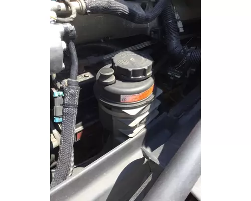 VOLVO VNM POWER STEERING RESERVOIR