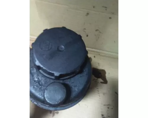 VOLVO VNM POWER STEERING RESERVOIR