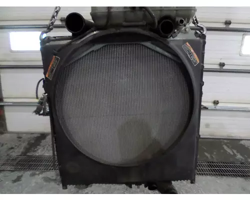 VOLVO VNM RADIATOR ASSEMBLY