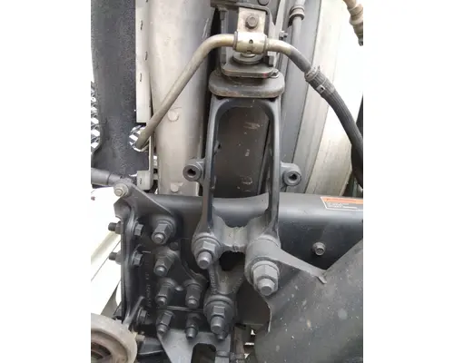 VOLVO VNM RADIATOR BRACKET