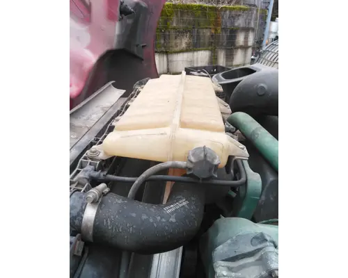 VOLVO VNM RADIATOR OVERFLOW TANK