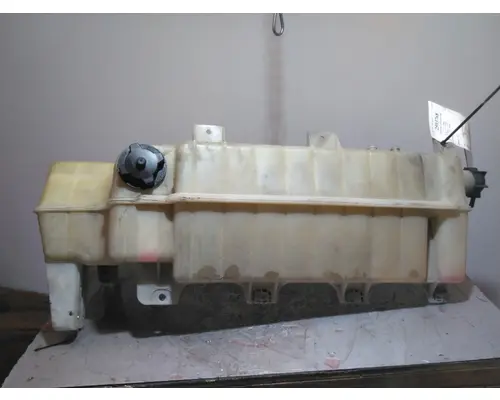 VOLVO VNM RADIATOR OVERFLOW TANK