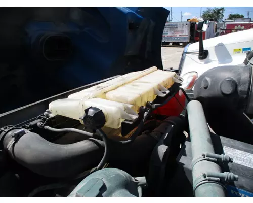 VOLVO VNM RADIATOR OVERFLOW TANK