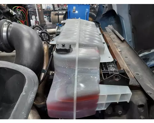 VOLVO VNM RADIATOR OVERFLOW TANK