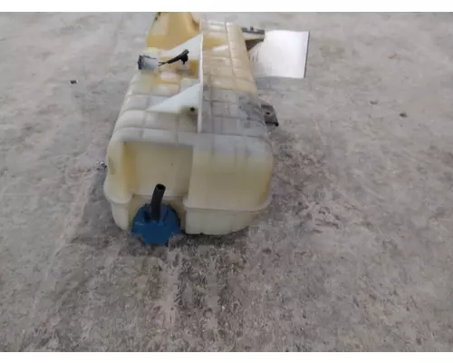 VOLVO VNM RADIATOR OVERFLOW TANK