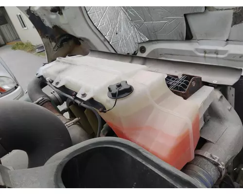VOLVO VNM RADIATOR OVERFLOW TANK