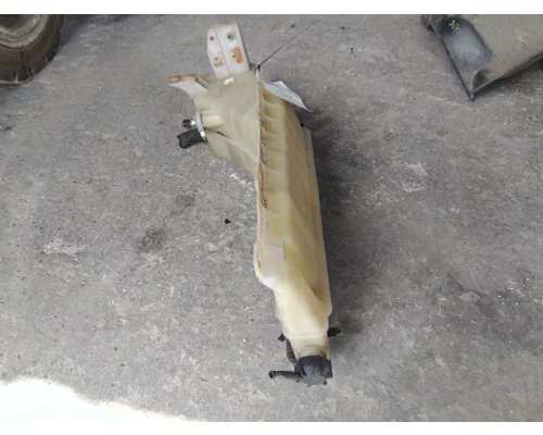 VOLVO VNM RADIATOR OVERFLOW TANK
