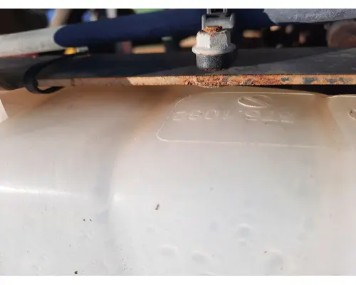 VOLVO VNM RADIATOR OVERFLOW TANK