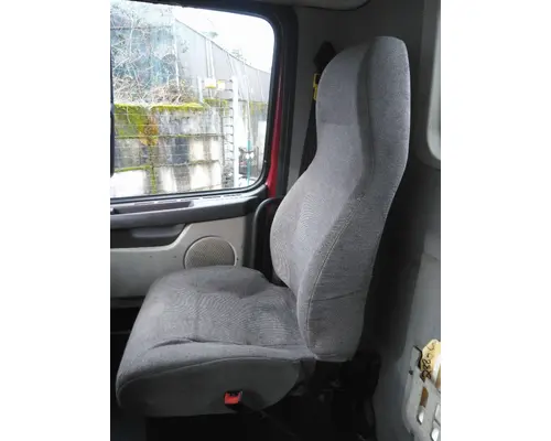 VOLVO VNM SEAT, FRONT