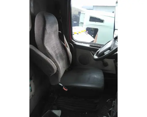 VOLVO VNM SEAT, FRONT