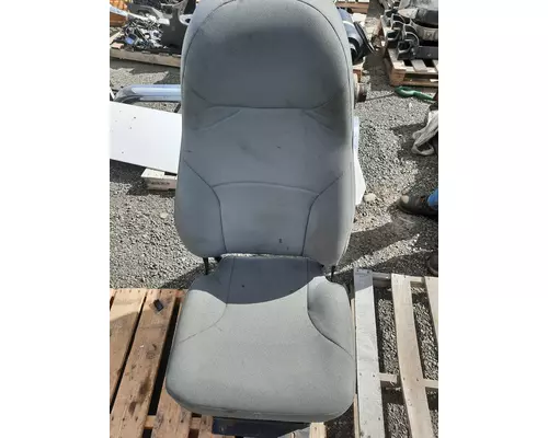 VOLVO VNM SEAT, FRONT