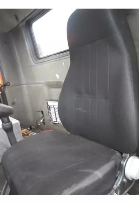 VOLVO VNM SEAT, FRONT