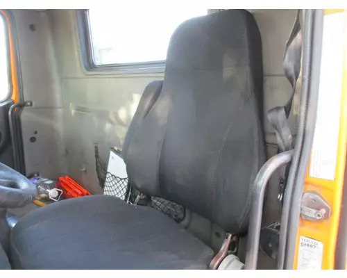 VOLVO VNM SEAT, FRONT